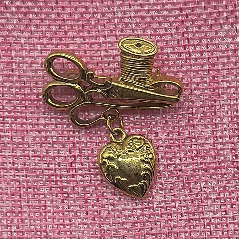 Filigree Sewing Scissors Thread Spool Goldtone Dangling Heart Brooch 1928